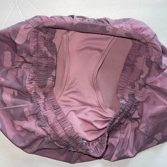 Lululemon 8 Tall Hotty Hot Short Incognito Camo Pink Taupe Multi/Pink Taupe - Picture 6 of 12